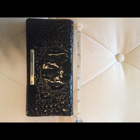 SOLD!!!! Black Crocodile Embossed Brahmin Wallet - Picture 5 of 5